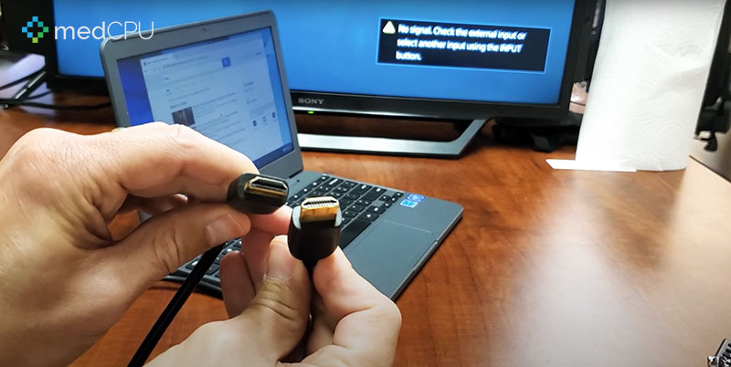 Connecting a laptop to a TV with an HDMI cable