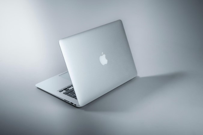 MacBook Pro 13 M2